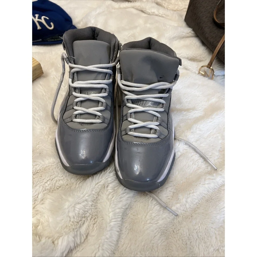 Jordan 11 Retro Space Jam 2016 Size 8.5 Gray